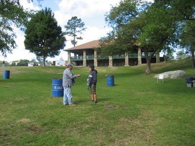 Dive > 2007 > 20070916 PicnicFrogMen