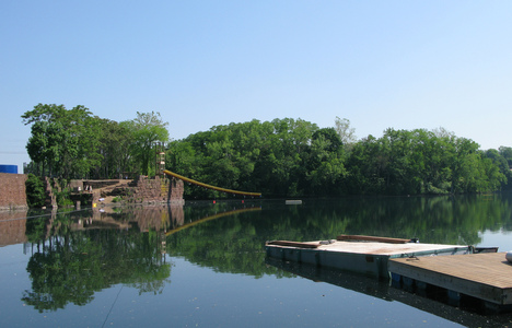 Dive > 2008 > 049 050 20080608 BrownStone