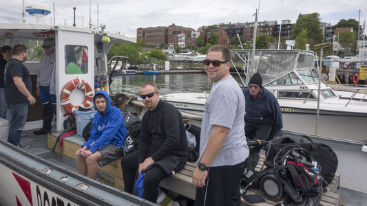 Dive > 2014 > 421 422 20140524 GraveLightScallop