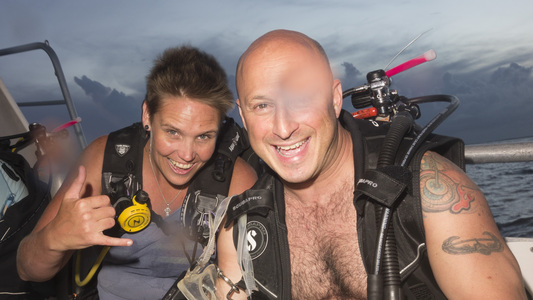 Dive > 2015 > 543 543 20150709 KLThuNightEagleRayGally