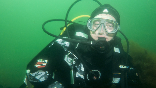 Dive > 2015 > 551 552 20150718 CathedralFishCount