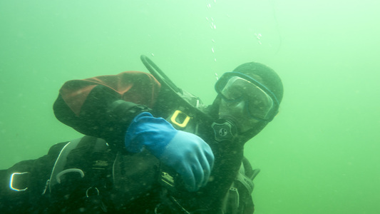 Dive > 2015 > 566 566 20150927 FollyCove