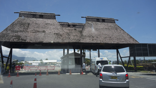 Dive > 2015 > 502 503 20150125 FijiSun