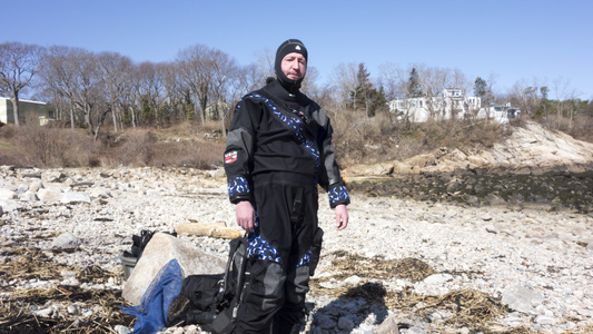 Dive > 2015 > 513 513 20150411 FollyCove