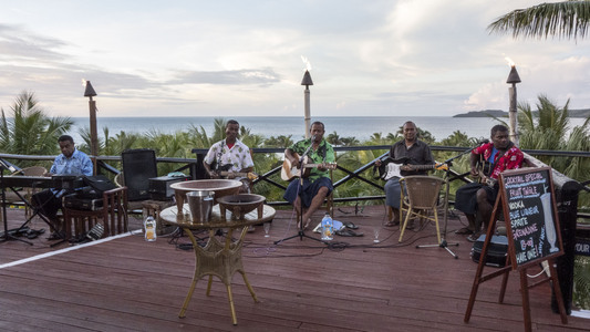 Dive > 2015 > 510 512 20150129 FijiThu