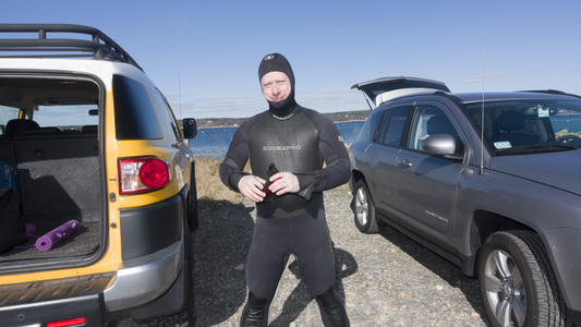 Dive > 2016 > 587 587 20160320 DogBarDoug