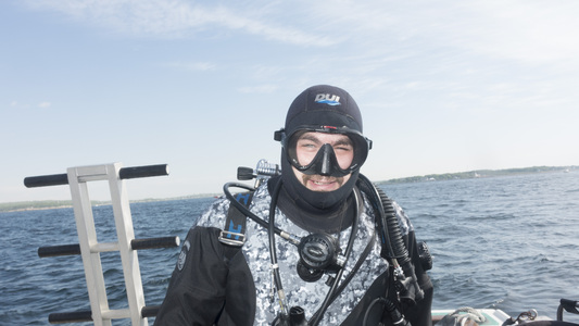 Dive > 2016 > 597 598 20160612 Daybreaker