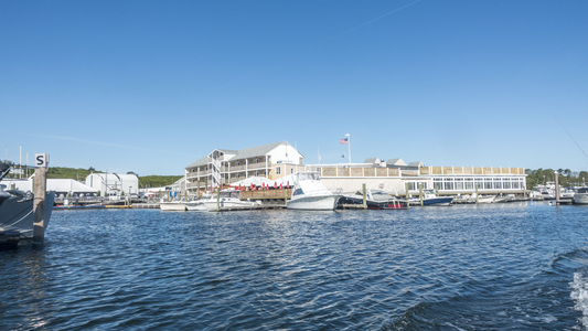 Dive > 2017 > 637 638 20170520 Polling