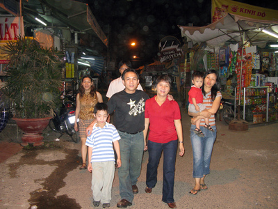 Family > 2008 > 200801 HanThienBirthday