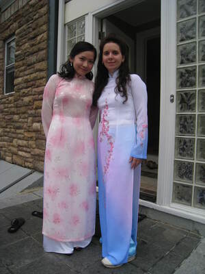 Family > 2009 > 20091101 BenroyCamera > 108CANON