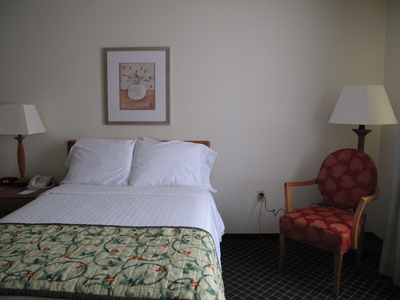 Family > 2010 > 20101019 NhiVisit 186CANON