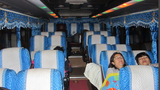 Family > 2011 > 20111223 NhatrangFri