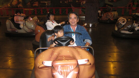 Family > 2011 > 20111225 NhaTrangSun