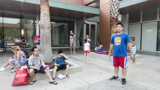 Family > 2017 > 20170404 DW TueBlizzardBeach