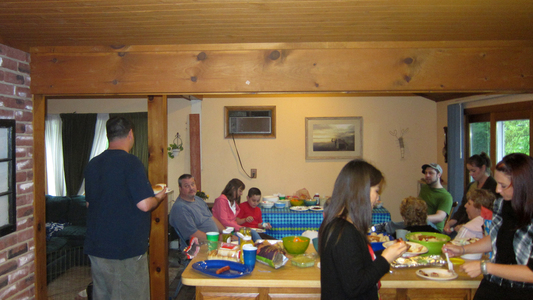 Friends > 10120602 MichelleSteveCookout