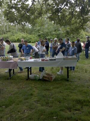 Friends > 19960101 Philips > EVENT PICTURES > DECG CAI Cookout 6 11 10