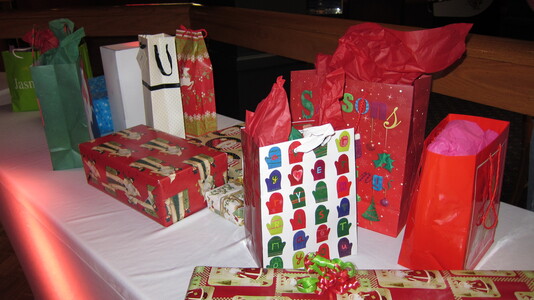 Friends > 19960101 Philips > EVENT PICTURES > Holiday Celebration 20 Dec 2012