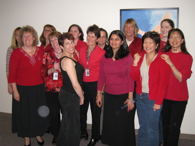 Friends > 19960101 Philips > EVENT PICTURES > RedSweaterDay